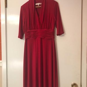 Evan Picone beautiful red Christmas party dress
